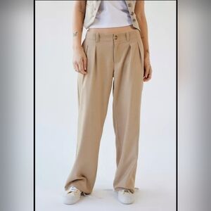 URBAN OUTFITTERS Tan Coloured Wide-Leg Trousers. Size Med - Large